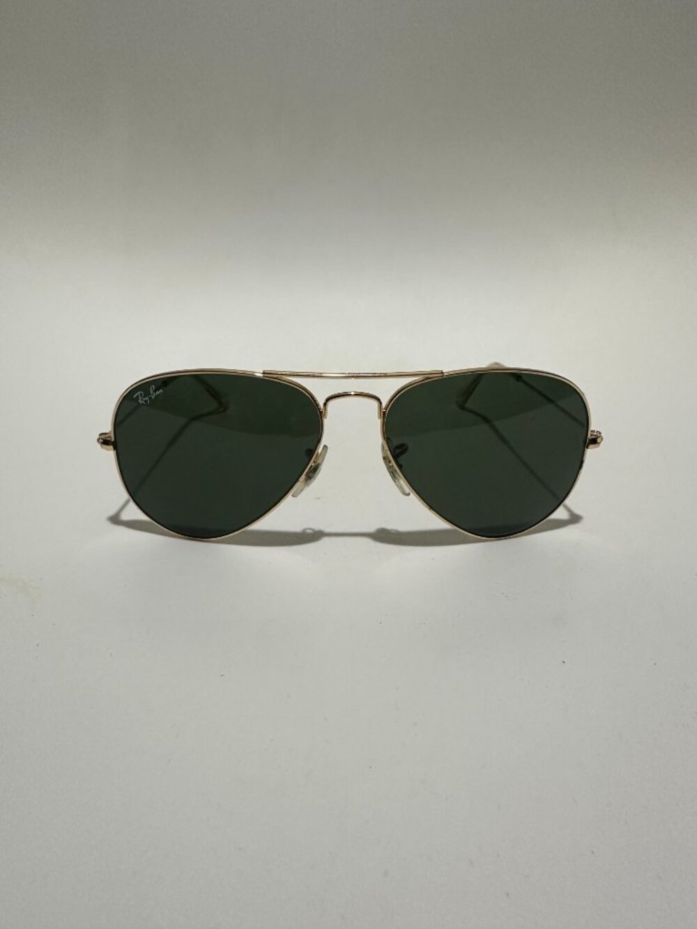 Ray-Ban RB3025 Aviator Classic Sunglasses - Picture 2 of 9